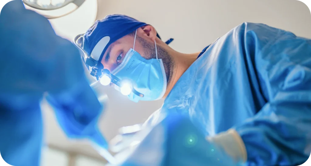 Docteur Arthur Arnaud, chirurgien oral à Genève